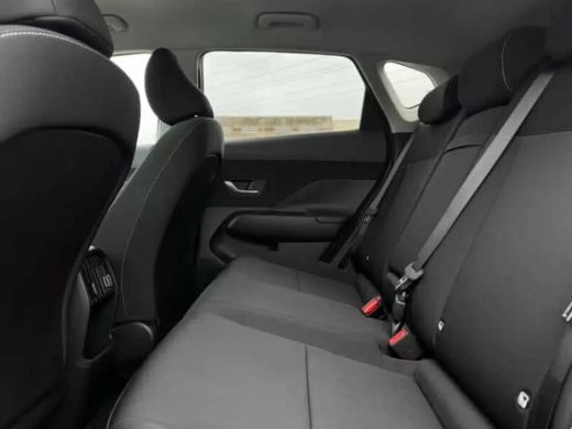 Hyundai Kona Long Range Pure Edition 64.8 kWh | Rijklaarprijs! | Speciale Korting | Adaptief Cruise Control | ... ActivLease financial lease