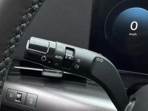 Hyundai Kona Long Range Pure Edition 64.8 kWh | Rijklaarprijs! | Speciale Korting | Adaptief Cruise Control | ... ActivLease financial lease