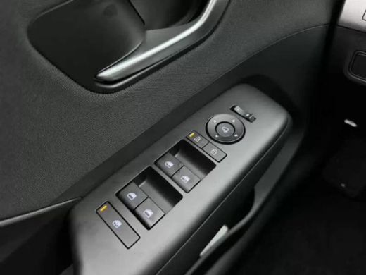 Hyundai Kona Long Range Pure Edition 64.8 kWh | Rijklaarprijs! | Speciale Korting | Adaptief Cruise Control | ... ActivLease financial lease