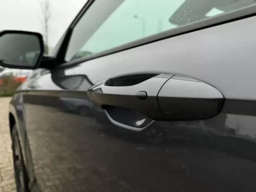 Hyundai Kona Long Range Pure Edition 64.8 kWh | Rijklaarprijs! | Speciale Korting | Adaptief Cruise Control | ... ActivLease financial lease