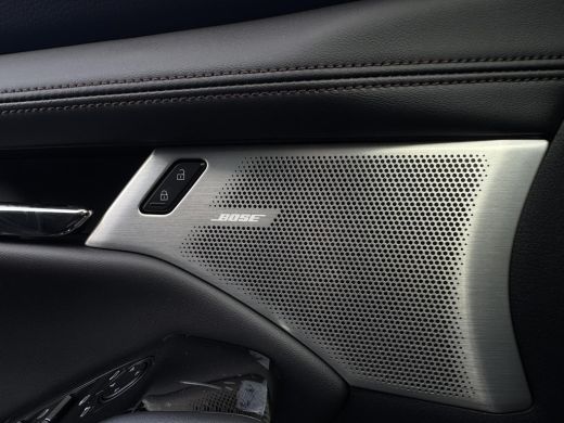 Mazda 3 2.0 e-SkyActiv-X M Hybrid 186 Takumi | Stoel/stuurverwarming | BOSE- Premium audio | Elektrische ... ActivLease financial lease