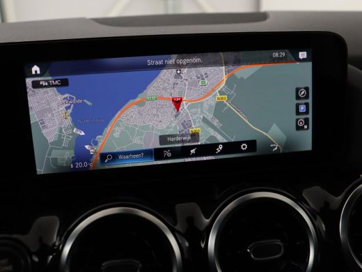 Mercedes-Benz B-Klasse 180 Business Solution | Panoramadak | Stoelverwarming | Carplay | Camera | Half leder | Navigatie... ActivLease financial lease