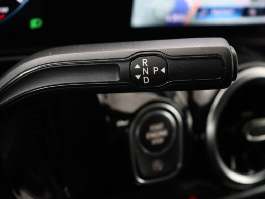 Mercedes-Benz B-Klasse 180 Business Solution | Panoramadak | Stoelverwarming | Carplay | Camera | Half leder | Navigatie... ActivLease financial lease