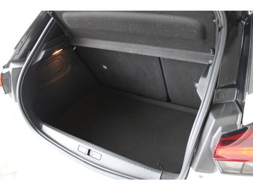 Opel Corsa 1.2 GS Line | Sportstoelen | Apple Carplay | 16 icnh lichtmetalen velgen | Cruise control | ActivLease financial lease