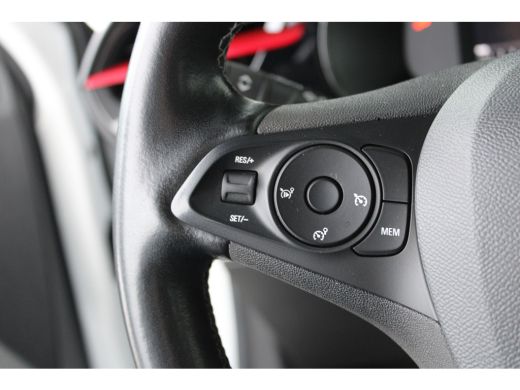 Opel Corsa 1.2 GS Line | Sportstoelen | Apple Carplay | 16 icnh lichtmetalen velgen | Cruise control | ActivLease financial lease