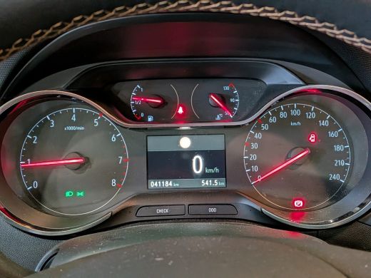 Opel Crossland X 1.2 Turbo Innovation Full LED | Climate control | Parkeersensoren |  Carplay/android auto | Full ... ActivLease financial lease