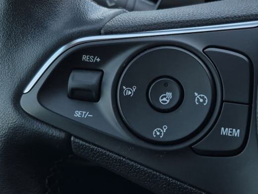 Opel Grandland 1.2 Turbo Level 4 Voorruit+Stuur+Stoelverwarming | Full LED | Camera | Parkeersensoren | Carplay/... ActivLease financial lease