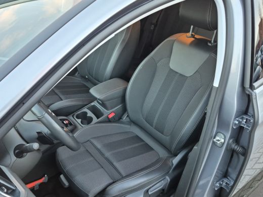 Opel Grandland 1.2 Turbo Level 4 Voorruit+Stuur+Stoelverwarming | Full LED | Camera | Parkeersensoren | Carplay/... ActivLease financial lease