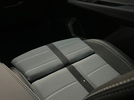 Opel Grandland Business Edition 73 kWh Climate | Panoramadak | Focal | Elek. Achterklep | Apple Carplay/Android ... ActivLease financial lease