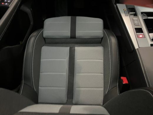 Opel Grandland Business Edition 73 kWh Climate | Panoramadak | Focal | Elek. Achterklep | Apple Carplay/Android ... ActivLease financial lease