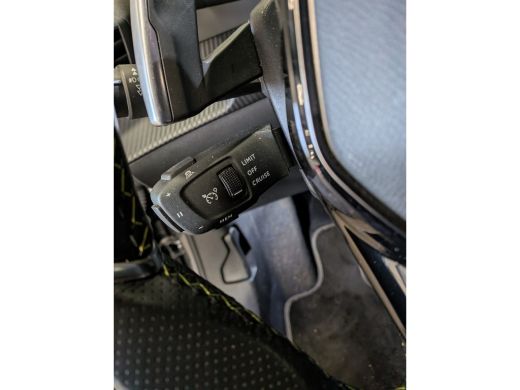 Peugeot 2008 1.2 PureTech GT Pack Automaat | Full LED | Keyless | Camera | Adaptive cruise control | Parkeerse... ActivLease financial lease