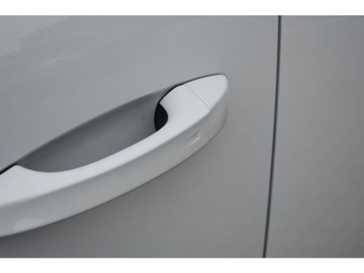 Peugeot 3008 1.2 Hybrid Allure 145pk | Navigatie | Climate Control | Achteruitrijcamera | Parkeersensoren | Fu... ActivLease financial lease