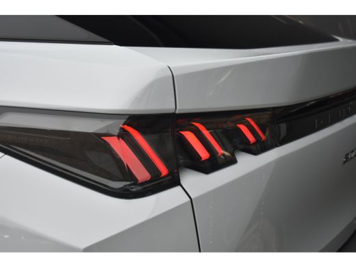 Peugeot 3008 1.2 Hybrid Allure 145pk | Navigatie | Climate Control | Achteruitrijcamera | Parkeersensoren | Fu... ActivLease financial lease