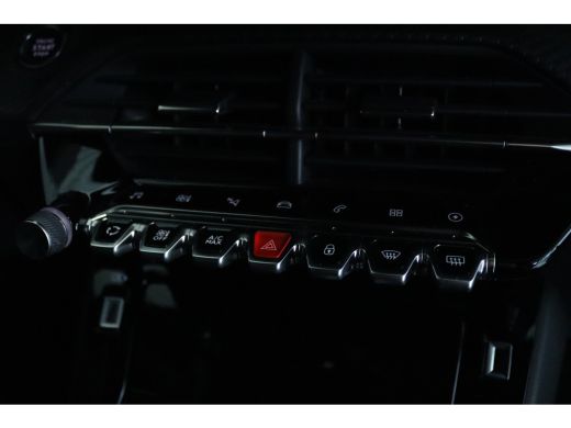 Peugeot e-2008 EV GT 50 kWh | Cruise Control | Camera | Navi | Keyless | Carplay | 18 Inch | Climate ActivLease financial lease