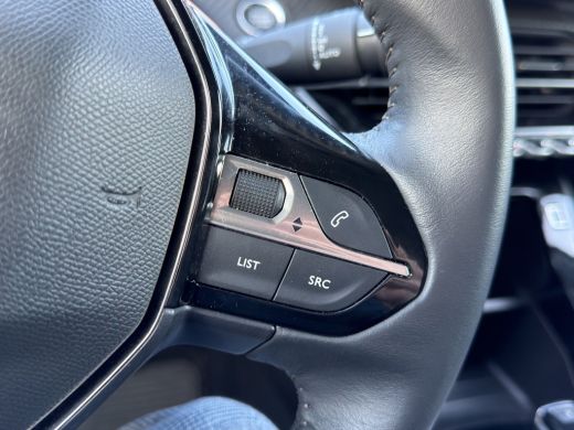 Peugeot e-208 EV Active 50 kWh SOH 92% Full map navigatie | Climate control | Carplay/android auto | ActivLease financial lease