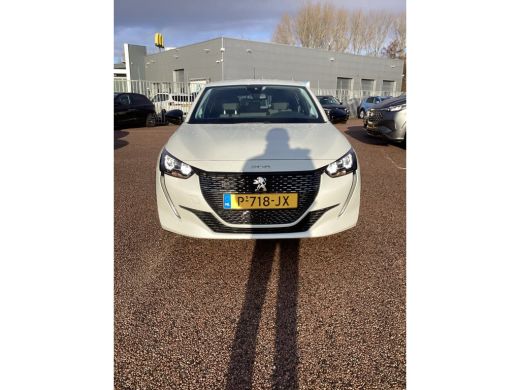 Peugeot e-208 EV Allure Pack 50 kWh SOH 91% Stoelverwarming | LED | Camera | Climate control | Full map navigat... ActivLease financial lease