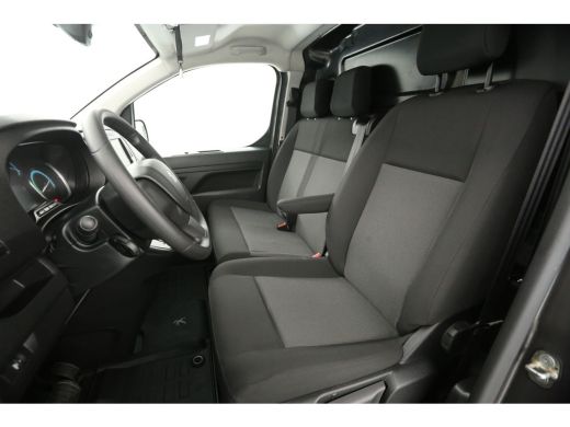 Peugeot e-Expert L3H1 | SOH 100% | Snelladen | Nieuw | Airco | Cruise | 3-Zits | Camera | Carplay | Parkeersens. ActivLease financial lease