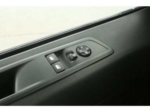 Peugeot e-Expert L3H1 | SOH 100% | Snelladen | Nieuw | Airco | Cruise | 3-Zits | Camera | Carplay | Parkeersens. ActivLease financial lease