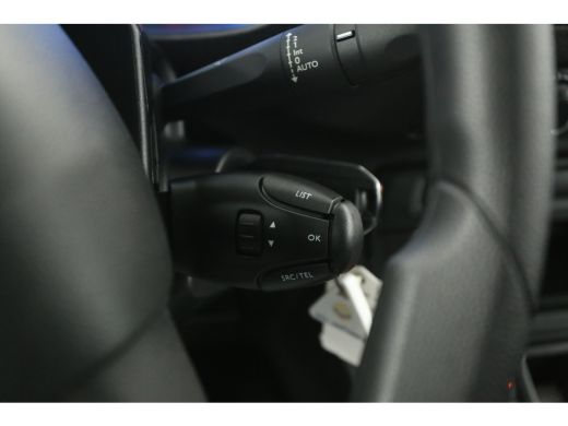 Peugeot e-Expert L3H1 | SOH 100% | Snelladen | Nieuw | Airco | Cruise | 3-Zits | Camera | Carplay | Parkeersens. ActivLease financial lease