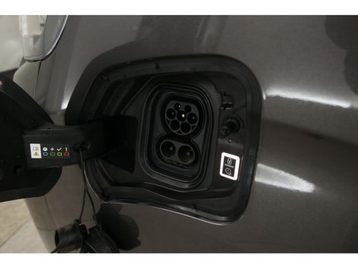 Peugeot e-Expert L3H1 | SOH 100% | Snelladen | Nieuw | Airco | Cruise | 3-Zits | Camera | Carplay | Parkeersens. ActivLease financial lease