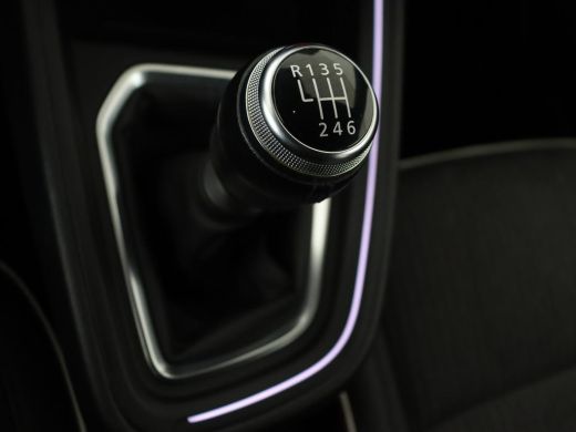 Renault Clio 1.0 TCe Intens | Stoelverwarming | Camera | Carplay | Half leder | Climate control | Full LED | P... ActivLease financial lease