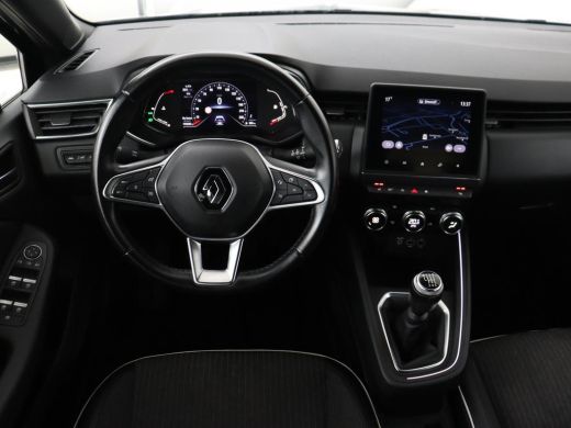 Renault Clio 1.0 TCe Intens | Stoelverwarming | Camera | Carplay | Half leder | Climate control | Full LED | P... ActivLease financial lease
