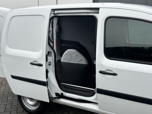 Renault Kangoo 1.5 Blue dCi 80 / ZEER NETJES / 1e EIG. / 61.749 KM !! / NAV / AIRCO / CRUISE / NAVI / BLUETOOTH ... ActivLease financial lease