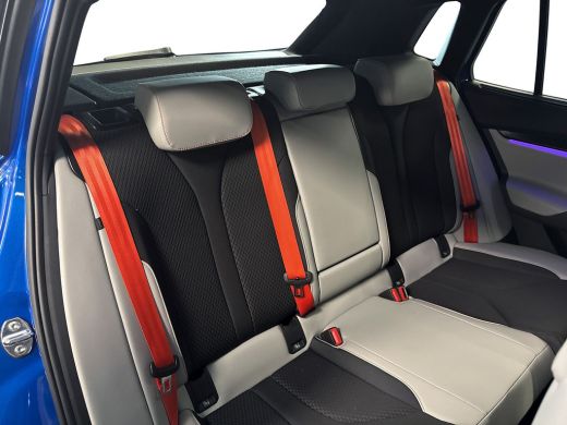 Skoda Elroq 85 286pk Business Edition Top Area View met 360 graden camera | Predictive adaptive cruise contro... ActivLease financial lease