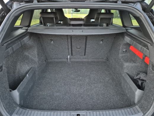 Skoda Enyaq iV 80 Sportline soh 93% Stoelverw Warmptepomp Virtual Cam Carplay ActivLease financial lease