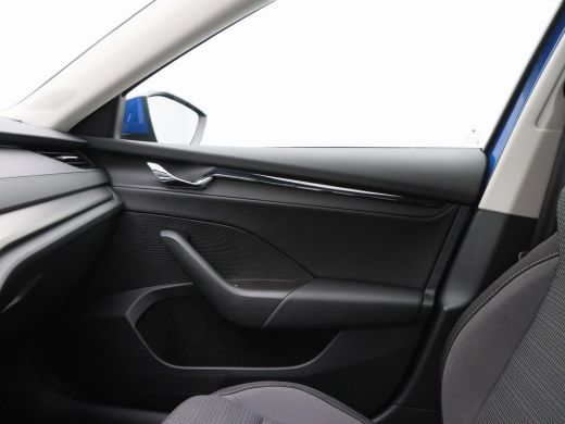 Skoda Octavia Combi 1.4 TSi iV 204 Pk PHEV Business Edition | Cruise Control | Climate Control | Parkeersensore... ActivLease financial lease