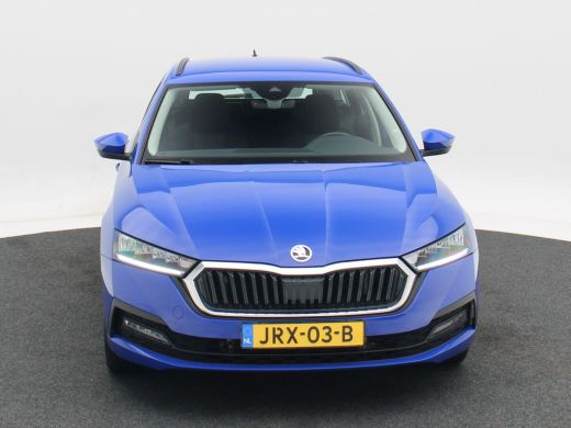 Skoda Octavia Combi 1.4 TSi iV 204 Pk PHEV Business Edition | Cruise Control | Climate Control | Parkeersensore... ActivLease financial lease