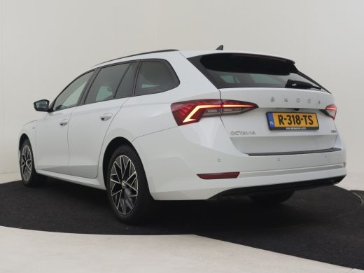 Skoda Octavia Combi 1.5 e-TSI Clever 150pk DSG/AUTO | Camera achter | Adaptief cruise control | Navigatie | Stu... ActivLease financial lease