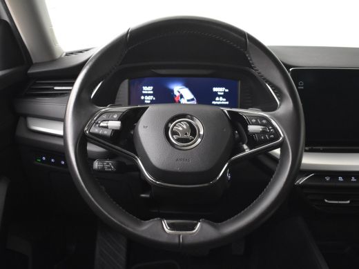 Skoda Octavia Combi 1.5 e-TSI Clever 150pk DSG/AUTO | Camera achter | Adaptief cruise control | Navigatie | Stu... ActivLease financial lease