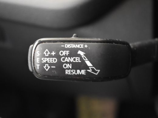 Skoda Octavia Combi 1.5 e-TSI Clever 150pk DSG/AUTO | Camera achter | Adaptief cruise control | Navigatie | Stu... ActivLease financial lease