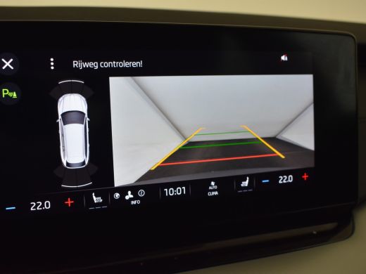 Skoda Octavia Combi 1.5 e-TSI Clever 150pk DSG/AUTO | Camera achter | Adaptief cruise control | Navigatie | Stu... ActivLease financial lease