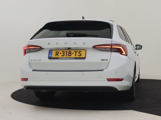 Skoda Octavia Combi 1.5 e-TSI Clever 150pk DSG/AUTO | Camera achter | Adaptief cruise control | Navigatie | Stu... ActivLease financial lease