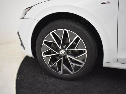 Skoda Octavia Combi 1.5 e-TSI Clever 150pk DSG/AUTO | Camera achter | Adaptief cruise control | Navigatie | Stu... ActivLease financial lease