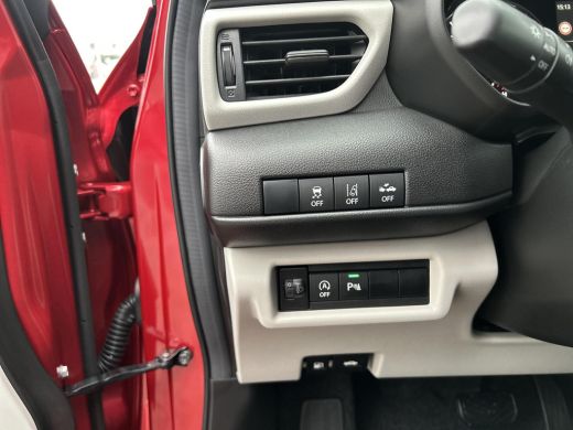 Suzuki Swift 1.2 Select Smart Hybrid ActivLease financial lease