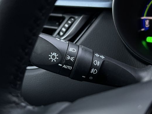 Toyota C-HR 2.0 Hybrid Dynamic | Carplay | LED | Camera | ACC ActivLease financial lease