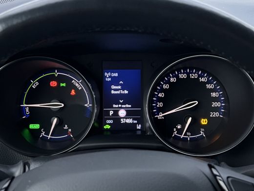 Toyota C-HR 2.0 Hybrid Dynamic | Carplay | LED | Camera | ACC ActivLease financial lease