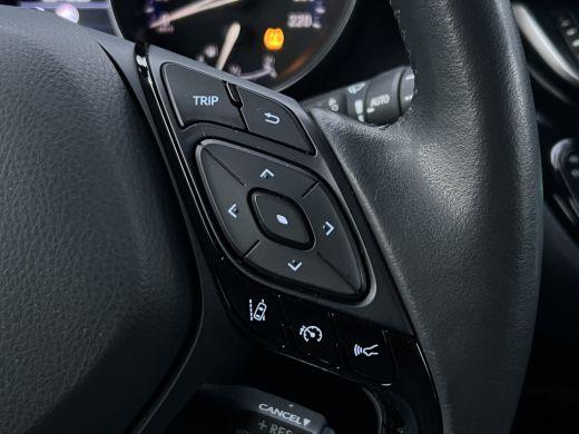 Toyota C-HR 2.0 Hybrid Dynamic | Carplay | LED | Camera | ACC ActivLease financial lease