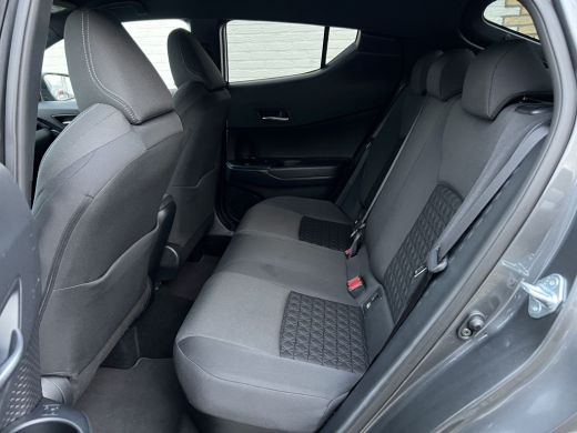 Toyota C-HR 2.0 Hybrid Dynamic | Carplay | LED | Camera | ACC ActivLease financial lease