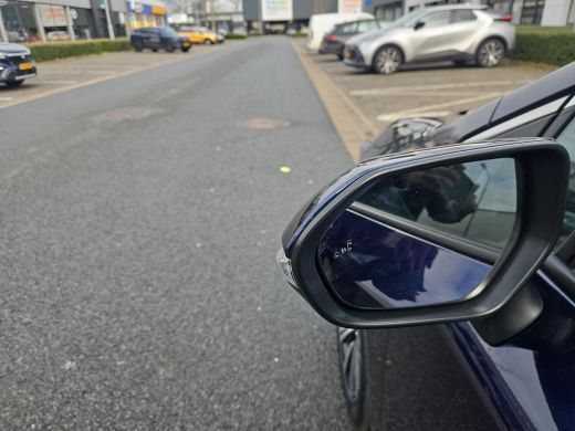 Toyota Corolla Touring Sports 1.8 Hybrid Style ActivLease financial lease