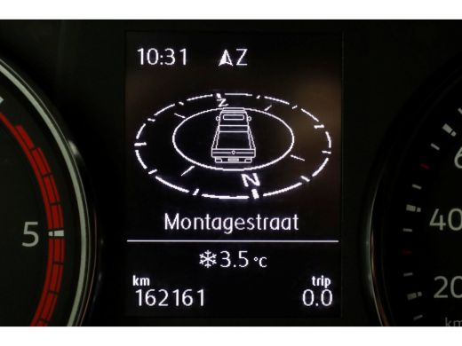 Volkswagen Crafter 35 2.0 TDI 140pk Bakwagen met laadklep en zijdeur 08-2021 ActivLease financial lease