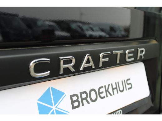 Volkswagen Crafter 35 2.0 TDI L3H3 Exclusive | 140 pk | Automaat | Trekhaak | Navi | Travel Assist | Airco | Betonpl... ActivLease financial lease