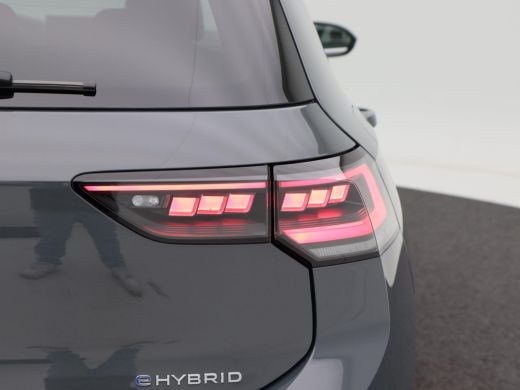 Volkswagen Golf 1.5 eHybrid 204 Pk Automaat Style Edition | Trekhaak Elektrisch | Virtual Cockpit | Elektrisch Be... ActivLease financial lease