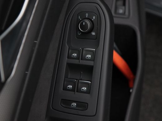 Volkswagen Golf 1.5 eHybrid 204 Pk Automaat Style Edition | Trekhaak Elektrisch | Virtual Cockpit | Elektrisch Be... ActivLease financial lease