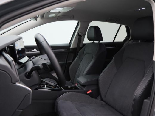 Volkswagen Golf 1.5 eHybrid 204 Pk Automaat Style Edition | Trekhaak Elektrisch | Virtual Cockpit | Elektrisch Be... ActivLease financial lease