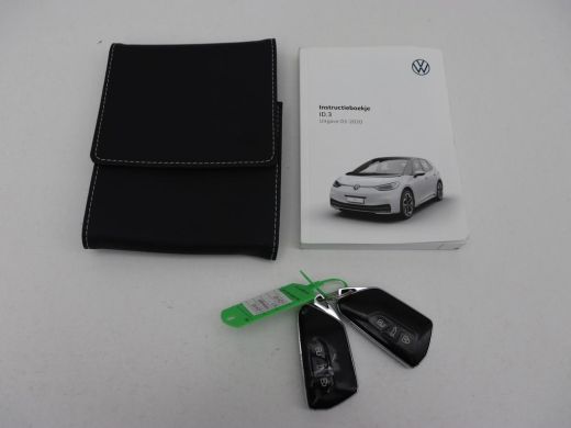 Volkswagen ID.3 First Plus 58 kWh | Trekhaak | Stoel & stuurverwarming | Camera | Adaptive cruise | Sfeerverlicht... ActivLease financial lease