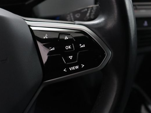 Volkswagen ID.3 First Plus 58 kWh | Trekhaak | Stoel & stuurverwarming | Camera | Adaptive cruise | Sfeerverlicht... ActivLease financial lease